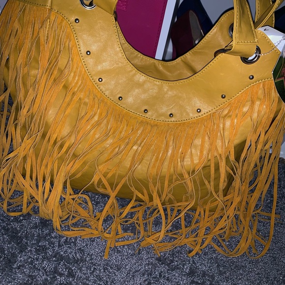 Purse - Picture 3 of 8